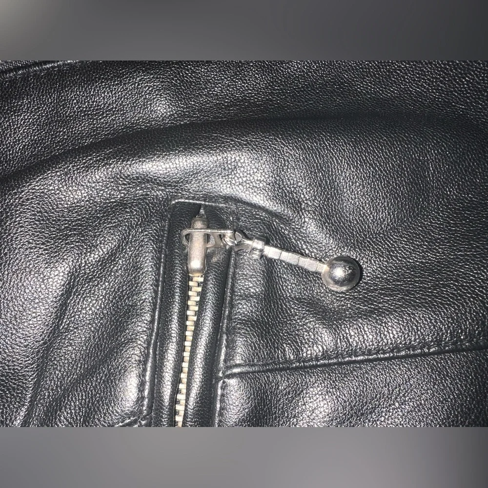 Easy rider leather vest like new - Picture 10 of 11